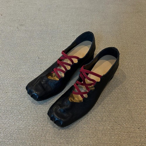 Womens Retro Cross Strap Pleated Leather Square Toes Shallow Mouth Ballet Shoes - Picture 3 of 20