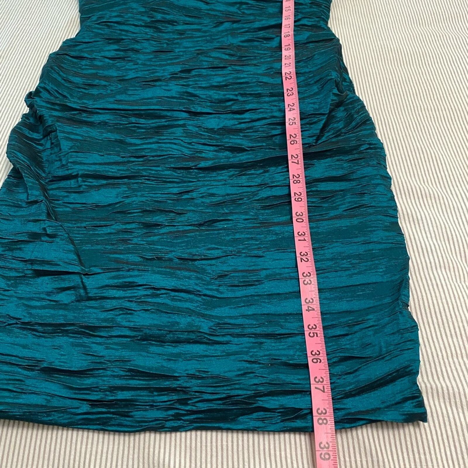 Picture 9 of 12
