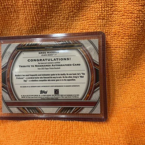 Greg Maddux 2023 Topps Tribute #TTN-GM Nickname Autograph 22/30 “The Professor” - Picture 5 of 5