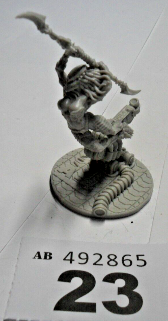 Picture 1 of 8