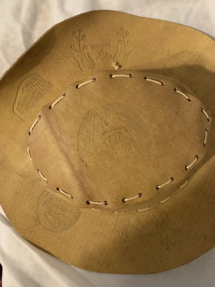 Sombrero de cuero vintage años 70 impreso con monumentos de Grecia hecho a mano en Grecia Foto 4 de 4