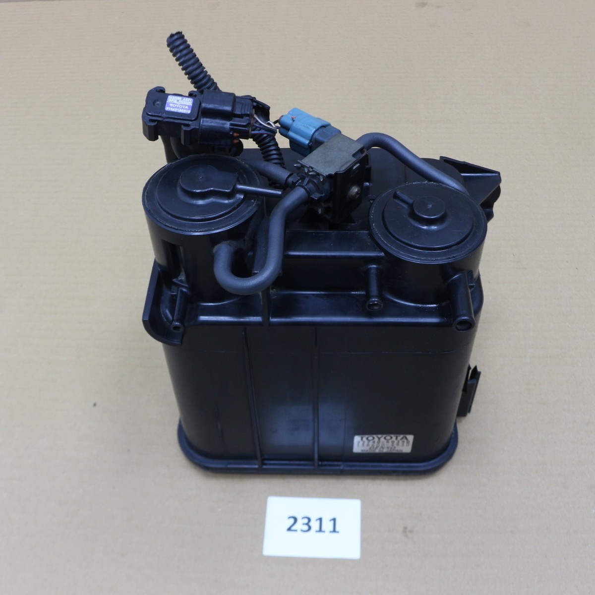 Fuel Vapor Canister 7774060390 Fits 1999 Toyota Land Cruiser