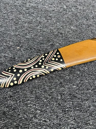 Australian Wooden Boomerang Hand Painted Aboriginal Indigenous Art Australia 20” - Bild 4 von 8