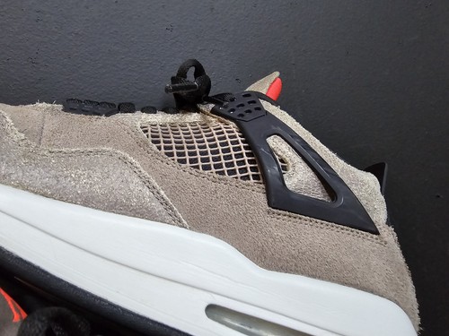 Taille 9,5 - Jordan 4 Retro Mid Taupe Haze bon état avec boite d'origine 🔥 - Photo 13/20