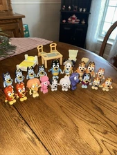 Lot of 25 Bluey and Friends Family Figures Mixed Play Set Lot
