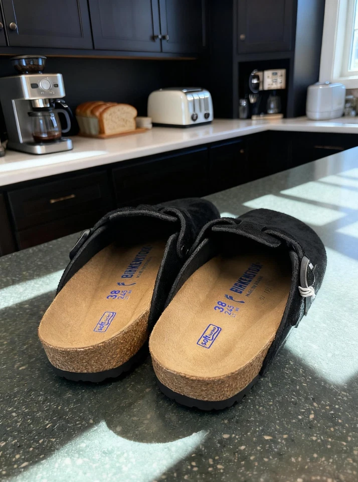 Zuecos unisex Birkenstock Boston plantilla suave - negros Foto 2 de 4