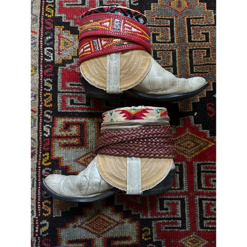 Upsicled Cowboystiefel Boho Bohemian Booties Feder überarbeitet Gr. 8 Free People - Bild 2 von 24