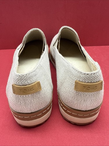 Tom’s Ivory Canvas Women’s Slip On’s/New/Size 8W - Picture 6 of 7
