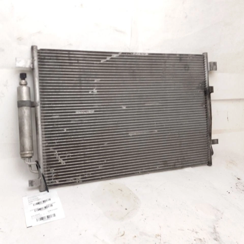 CONDENSADOR AC compatível com Nissan Murano 2009 OEM - Imagem 2 de 4