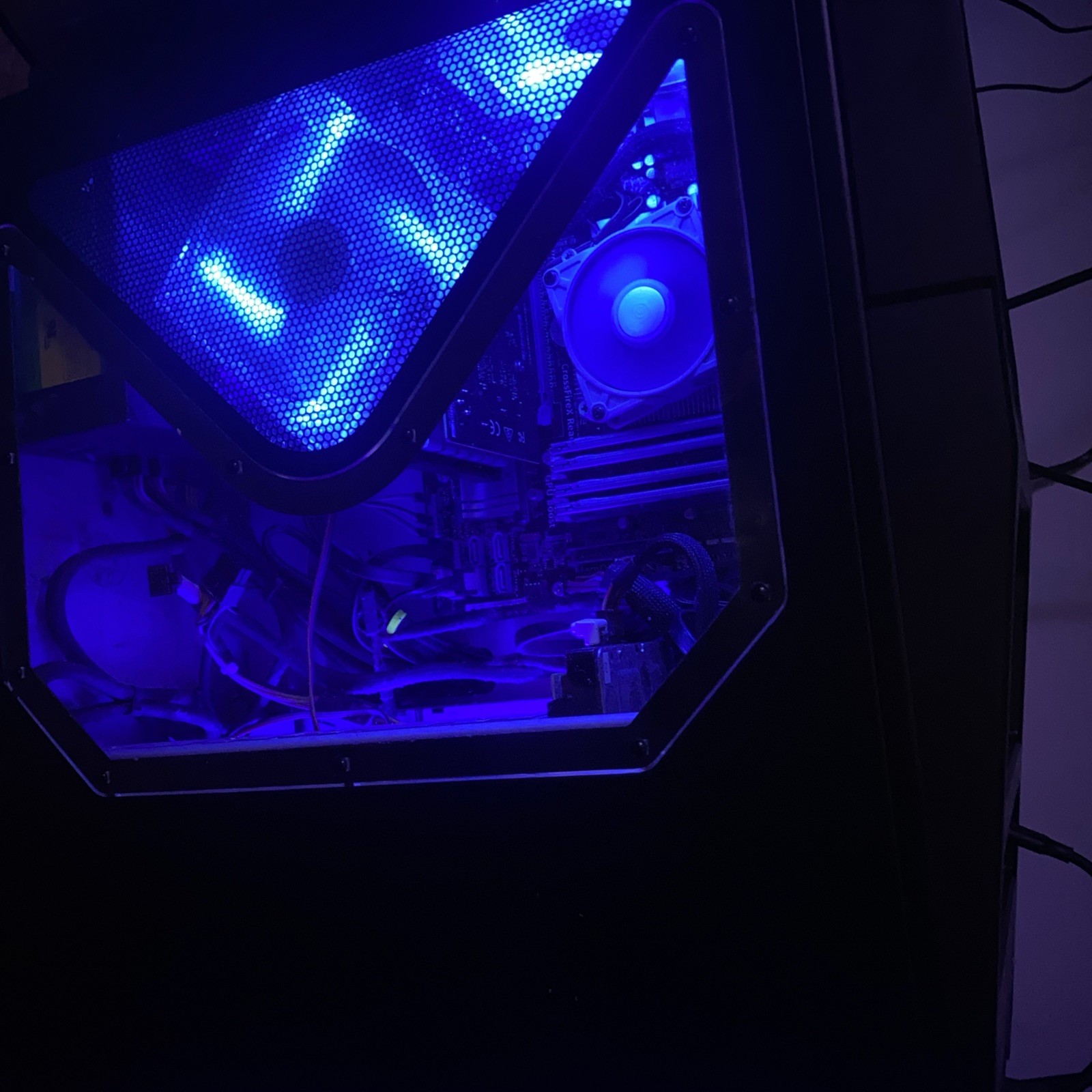 Picture 1 of 2