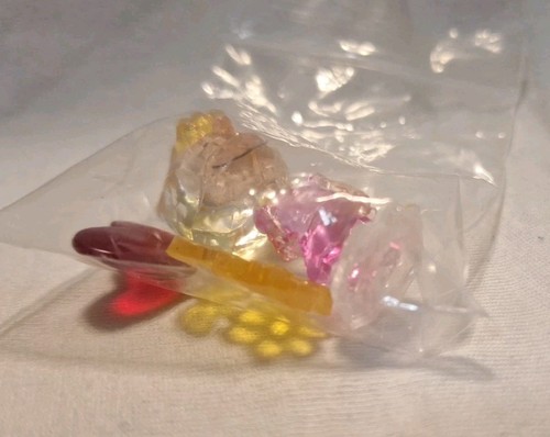 Peanuts Crystal Surprise Series 1 Salky Snoopy 2" Figure Heart Flower Piece - Picture 5 of 14