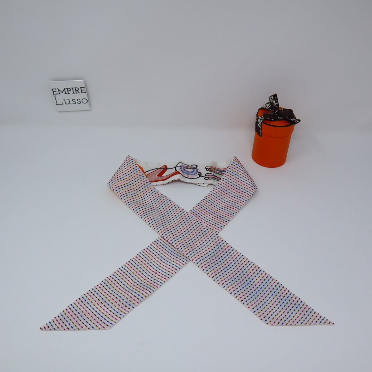 エルメス　ツイリー　KANTHA CHEVALOSCOPE　新品　aq9662 HERMES TWILLY 100% Kantha Chevaloscope Neon TD Blanc Bleu