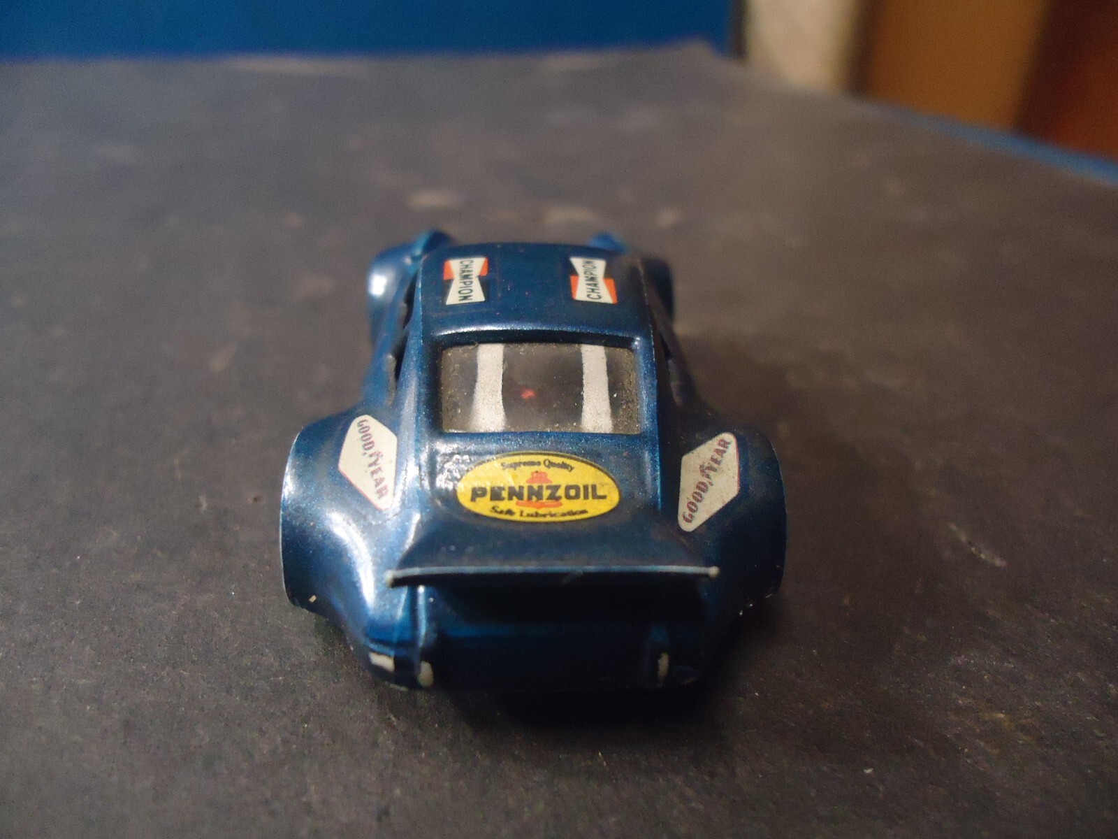 Picture 4 of 5
