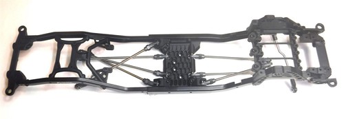 Chasis Chevy 1982 campamento base AXIAL SCX10 III con enlaces - Imagen 2 de 4