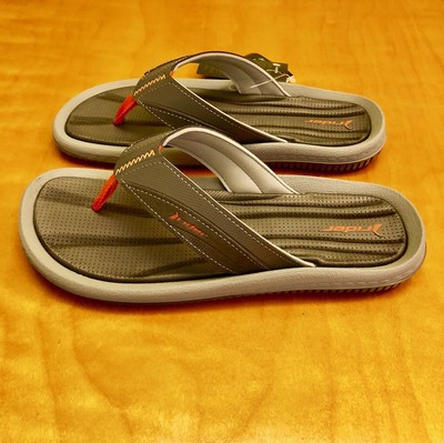 mens fishing flip flops