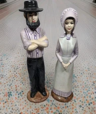 Amish Figurine Byron Molds 1974  Man Woman Ceramic Hand Painted Collector Item