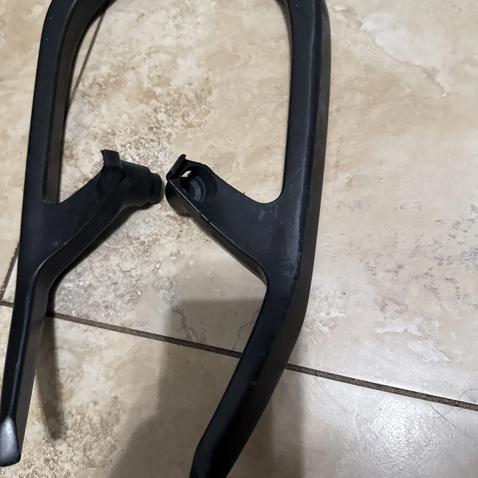 SOPORTE MANGO TRASERO YAMAHA TMAX 500 AÑO 2010 SERIE 2008 2011 Foto 2 de 4