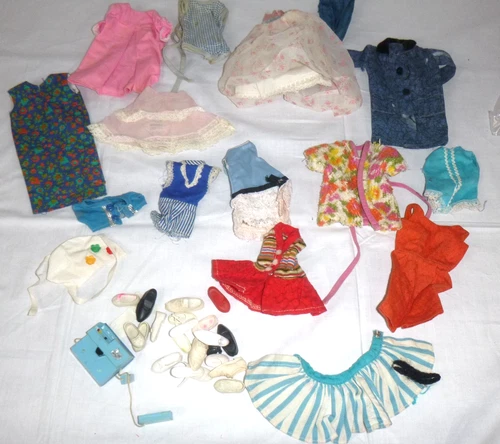 Lot of Vtg 60s Ideal Tammy's Family Clothing & Accessories Pepper Mom Mist **TLC