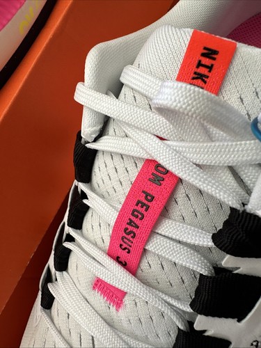 Rare Nike Air Zoom Pegasus 38 "Rawdacious" DJ5397-100 Tokyo Olympics White/Black - Picture 2 of 24