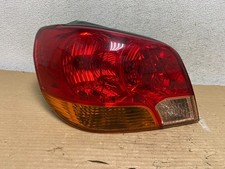 2003-2004 Mitsubishi Outlander Left Driver Lh Side Tail Light Ag9080 Dw