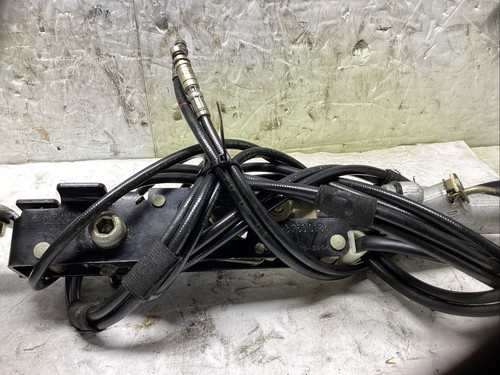 05-08 CHRYSLER CROSSFIRE CONVERTIBLE OEM REAR BOW LATCH CYLINDER #E4-4 - Foto 4 di 8