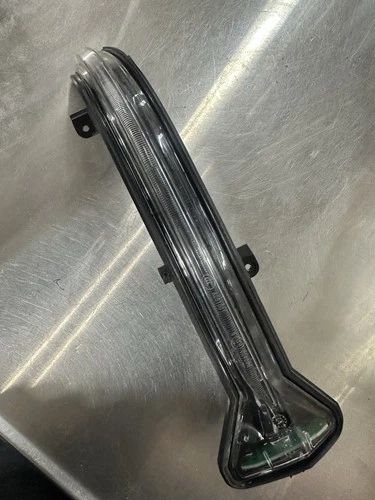 OEM BMW 5 G30 6 G32 GT 7 G11 8 G1 Right EXTERIOR Mirror TURN SIGNAL LENS