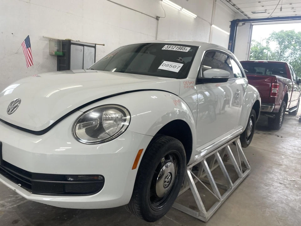 Medidor de velocímetro usado se adapta a: Volkswagen Beetle Cluster 2015 motor de gasolina MPH Foto 2 de 4