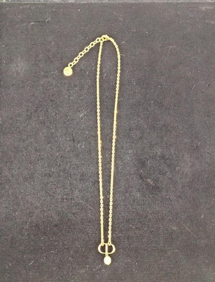 【直営・関税送料込】Petit CD Necklace Petit CD Necklace Gold-Finish Metal and Pale Pink Lacquer | DIOR