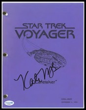 Kate Mulgrew "Star Trek: Voyager" AUTOGRAPH Signed Full 'Caretaker' Script ACOA