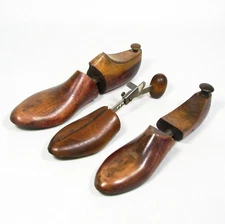Vintage Wooden Cobbler Shoe Stretchers Keepers Trees Photo Props Decor Antique