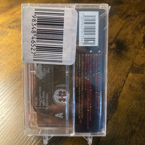 Fiebre De Cumbia Por La Noche 2 Cassette Tape New Mailed In A Box W/ Bubble Wrap - Picture 2 of 5