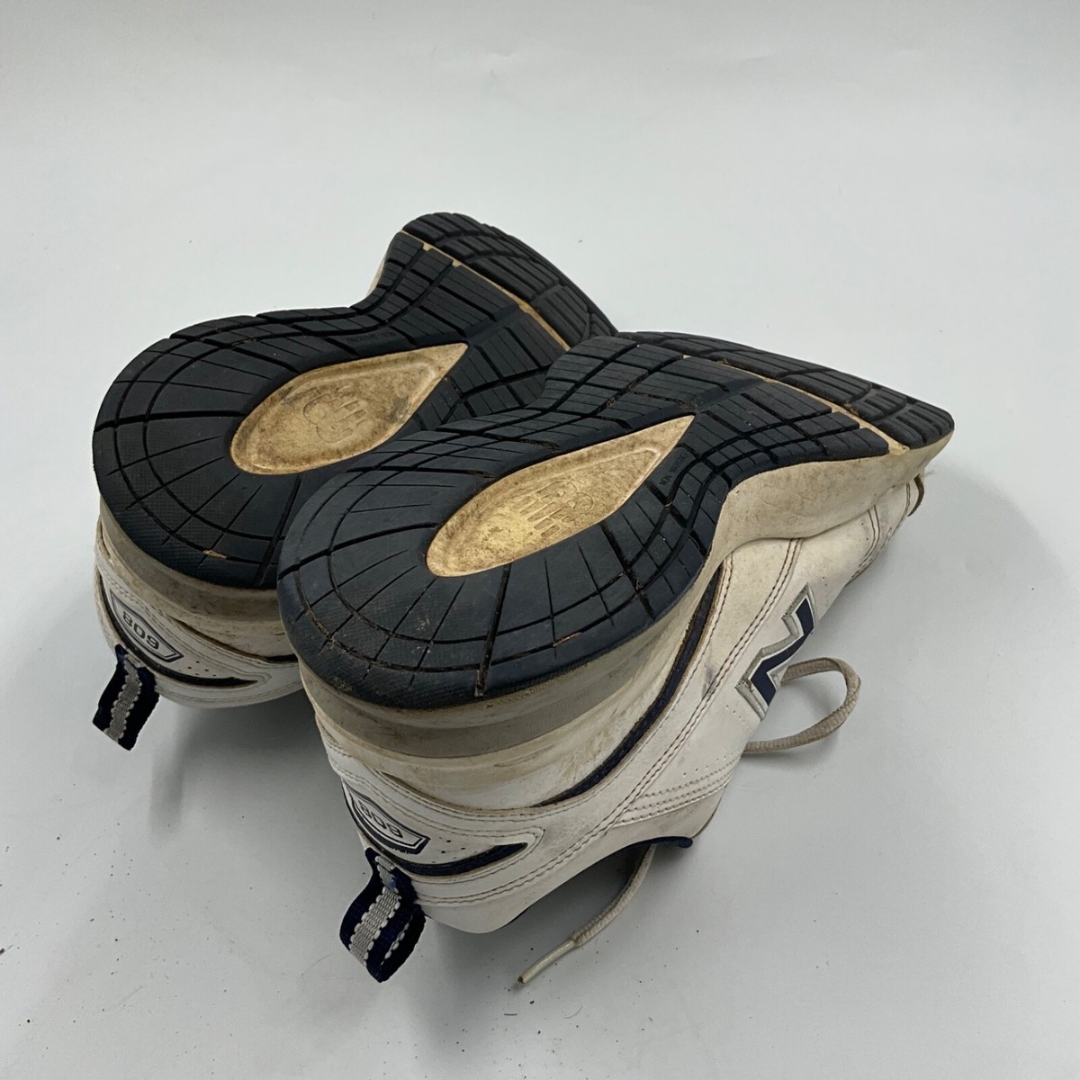 ヘンテコ New Balance Womens 608 V3 WX608V3 White Casual Shoes
