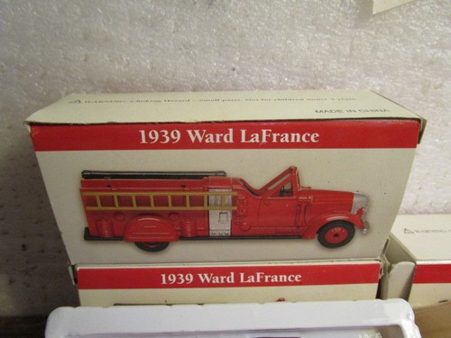 DIECAST FIRETRUCK Model 1919 Pirsch and Model 1939 Ward La France - Picture 2 of 7