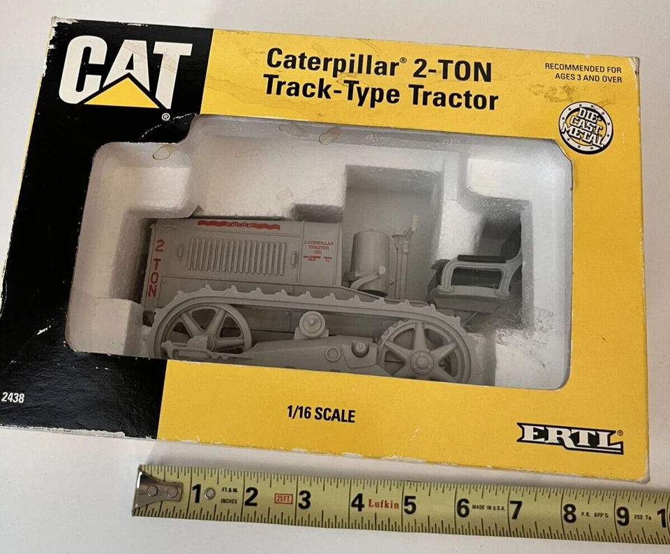 Tractor ERTL Caterpillar 2 toneladas tipo oruga escala 1:16 fundido a presión 2438: caja original Foto 2 de 4