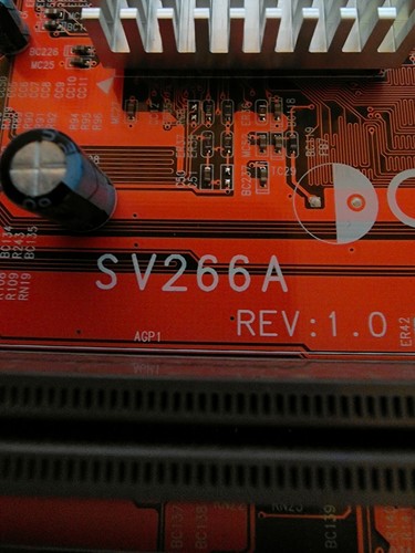 ECS Syntax SV266A Socket A 462 ATX AGP 1/2/4x Motherboard + Duron CPU + 256mb - Picture 2 of 11