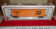 LOOK  BACHMANN   HO SCALE  [  BURLINGTON  NORTHERN   ]  TRAIN   DISPLAY   
