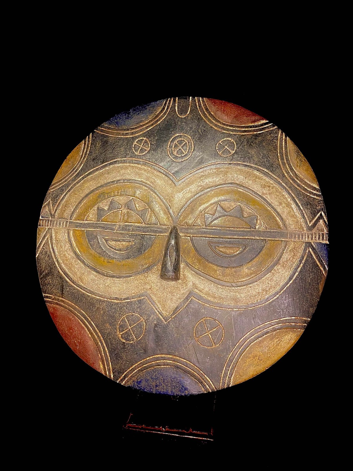 This Teke Bateke mask would be a wonderful addition to your home and collect5608 - Photo 14 sur 24