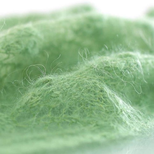 Sale 1 ball MOHAIR 50% Angora goats Cashmere 50% silk Yarn Knitting Red - Picture 8 of 18