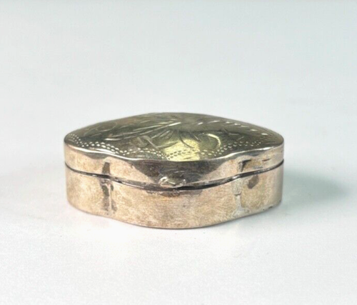 Vintage 925 Sterling Silver Pill Box - Picture 1 of 7