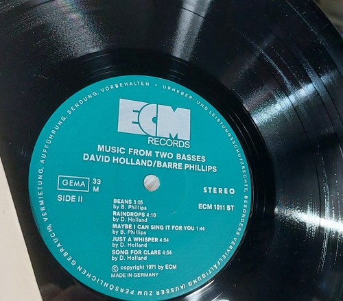 DAVID HOLLAND Barre Phillips MUSIC FROM TWO BASSES 1971 Import LP NearMint Vinyl - Imagen 3 de 4