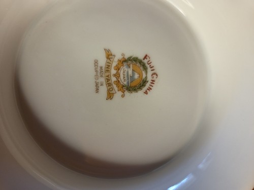 Vintage Fuji China Vineyard Pattern Occupied Japan - 8-1/2" Lidded Serving Bowl - Picture 7 of 7