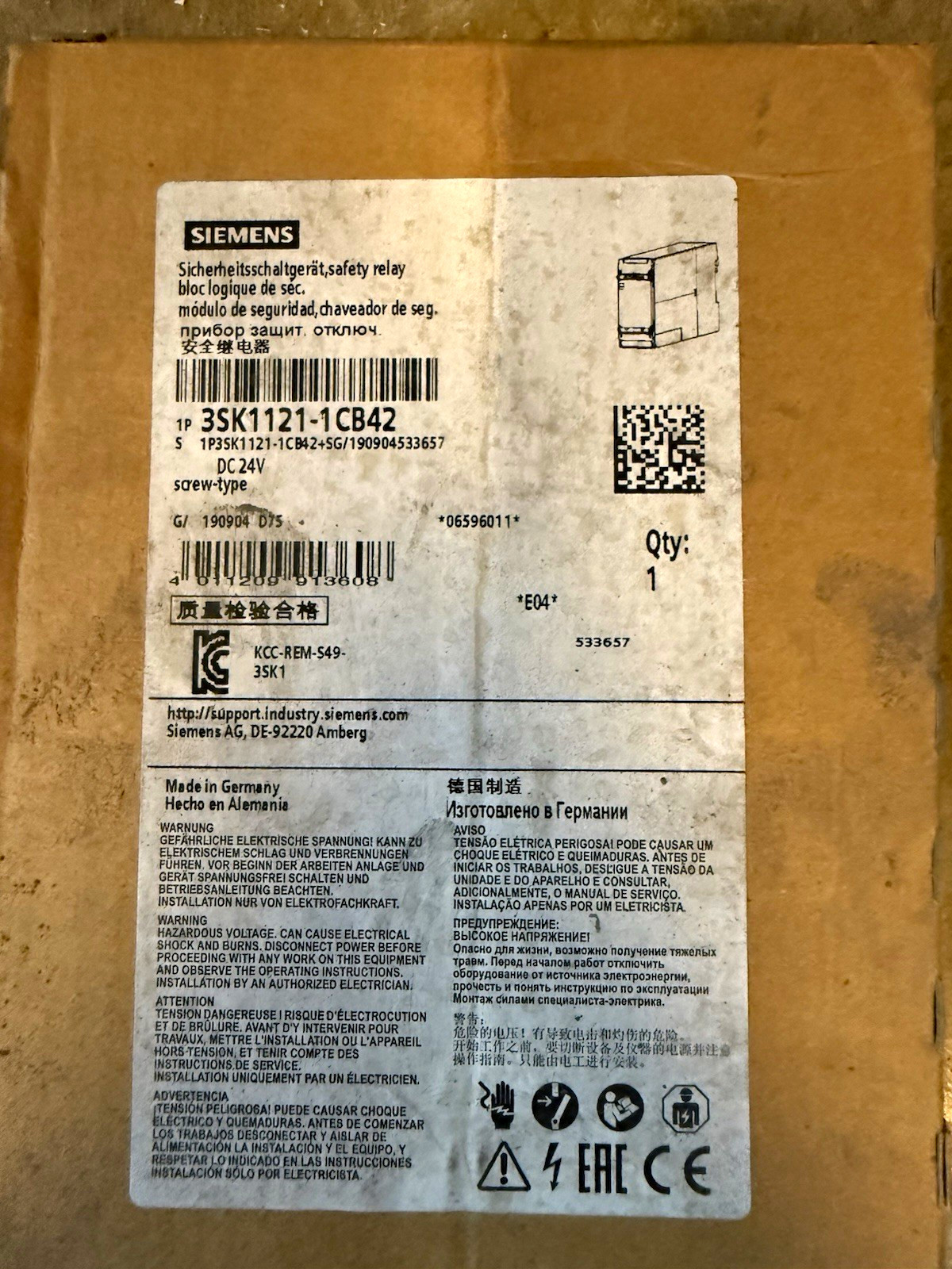 Siemens 3SK1121-1CB42 Safety Relay DC 24V Screw-Type, 1 Pack