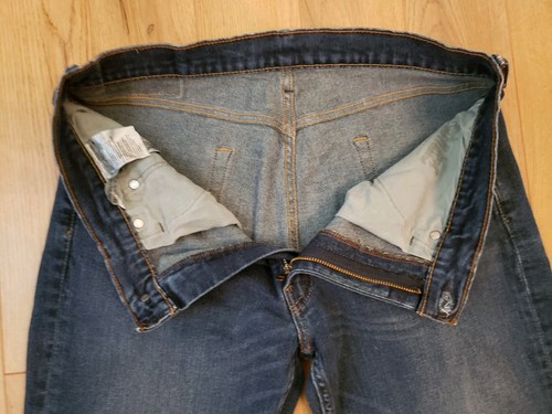 Levis 514 Jeans Mens 34 x 32 Straight Denim Light Distress Boot Cut EXCELLENT! - Picture 8 of 15