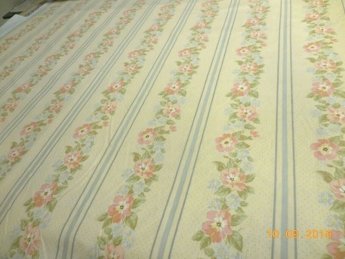3Y Vintage Screen Print Chetley Originals Fabric Pale Maize Pink Wild Rose #0099 - Picture 4 of 7