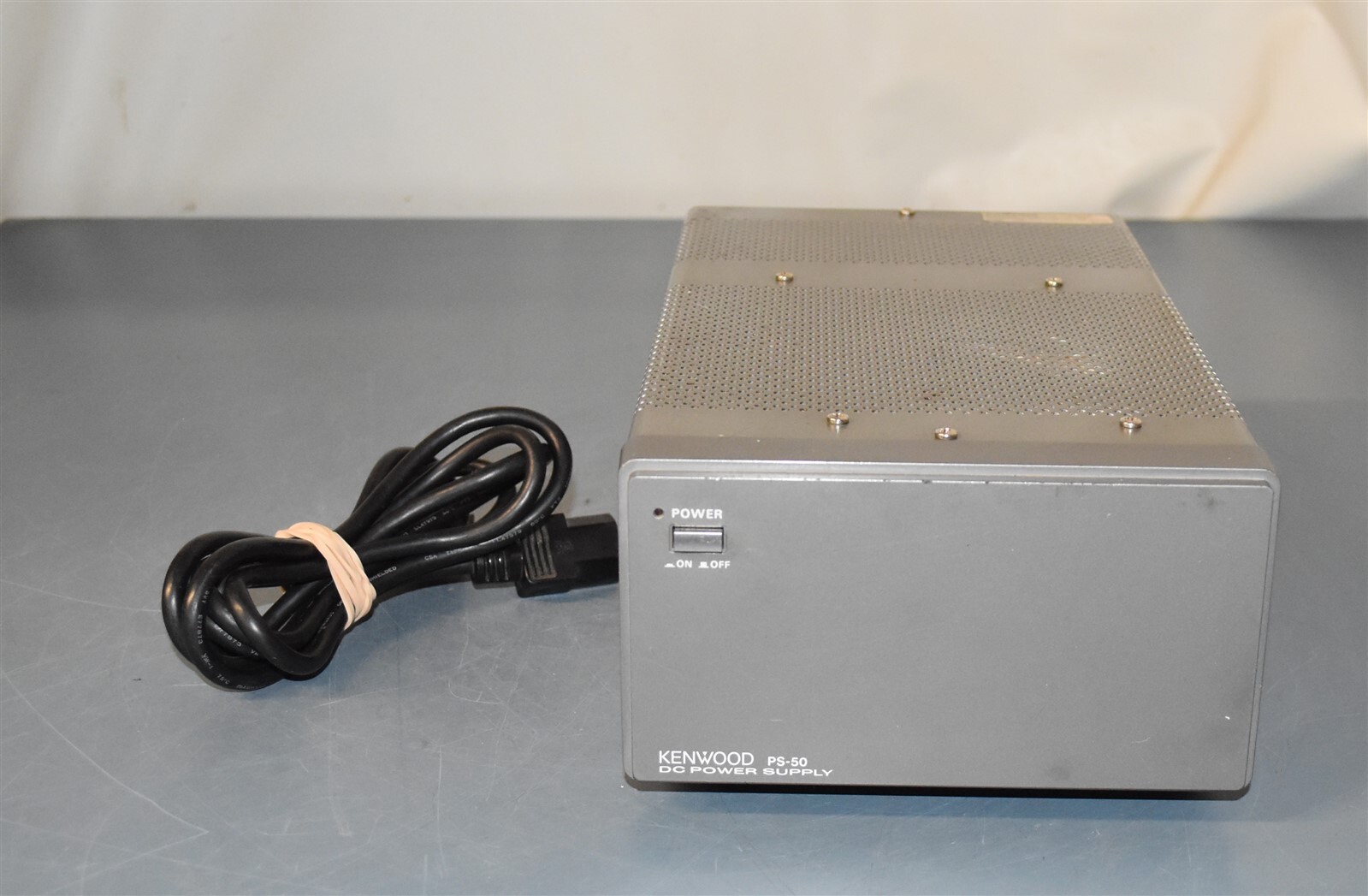 KENWOOD PS-50 20 Amp Power Supply
