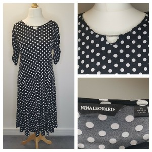 Nina Leonard Knee length Dress Scoop 