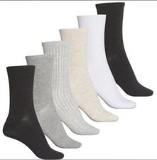 Women  s Cuddl Duds Assorted Crew Soft Wear Socks Shoe Size 4-10 - 6 Pairs New