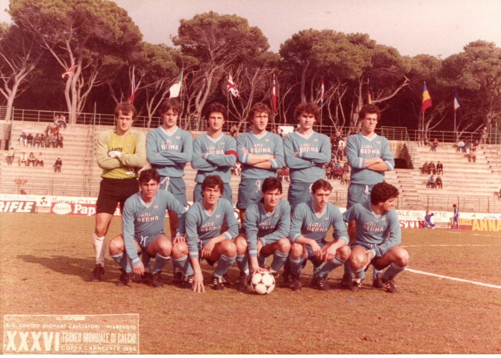 Foto 1 di 2