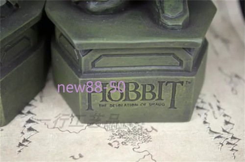 Bookends The Lonely Mountain Smaug Hobbit Lord of The Rings Dwarf Axe Version - Picture 5 of 5