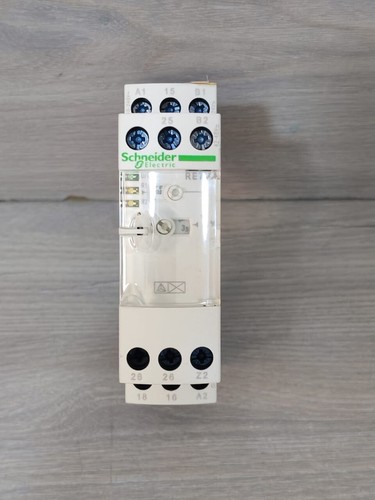 Schneider Electric RE7 YA12BU Star-Delta Timer Relay - Picture 3 of 11